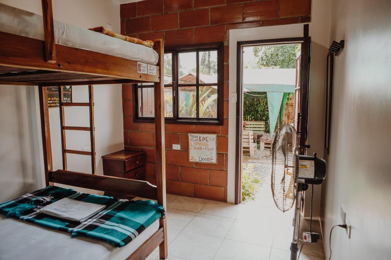 Esperanto Bed & Breakfast Surf Hostel Montañita Eksteriør bilde