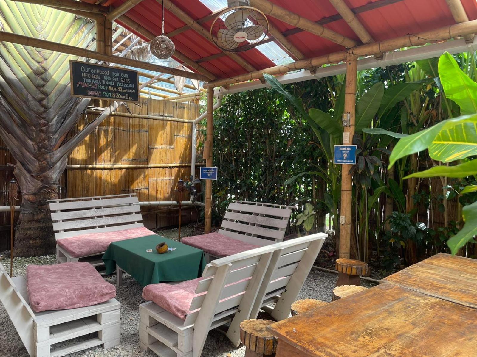 Esperanto Bed & Breakfast Surf Hostel Montañita Eksteriør bilde